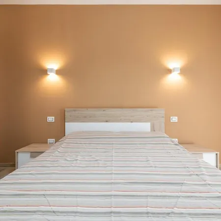 Casa Mattia Holiday home *
